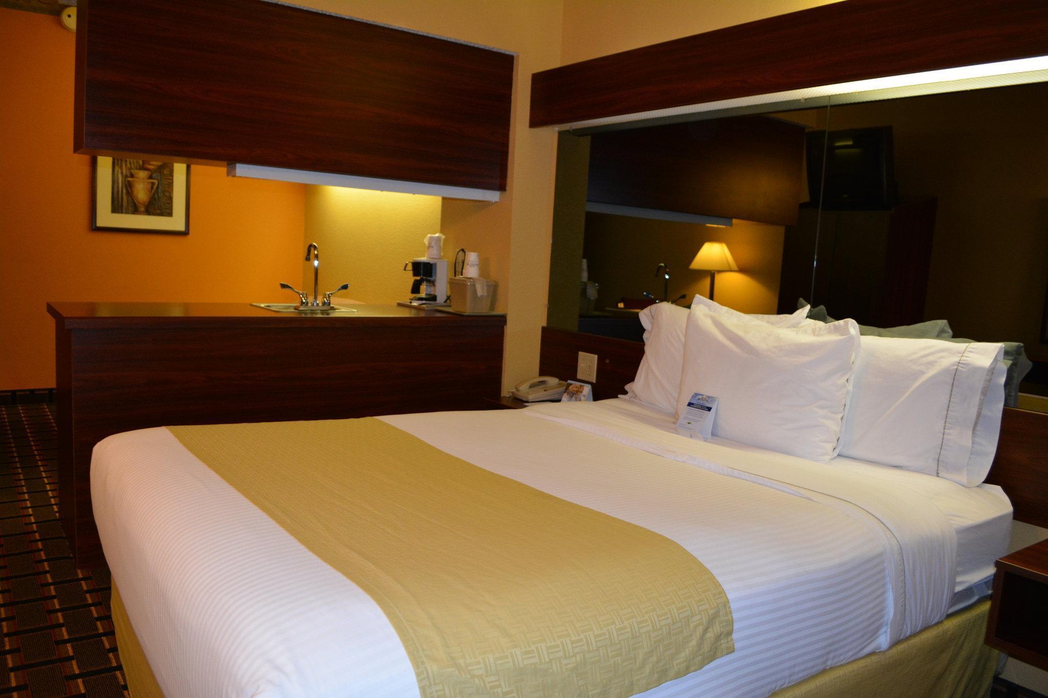 Microtel Inn & Suites By Wyndham Rock Hill/Charlotte Area Bagian luar foto