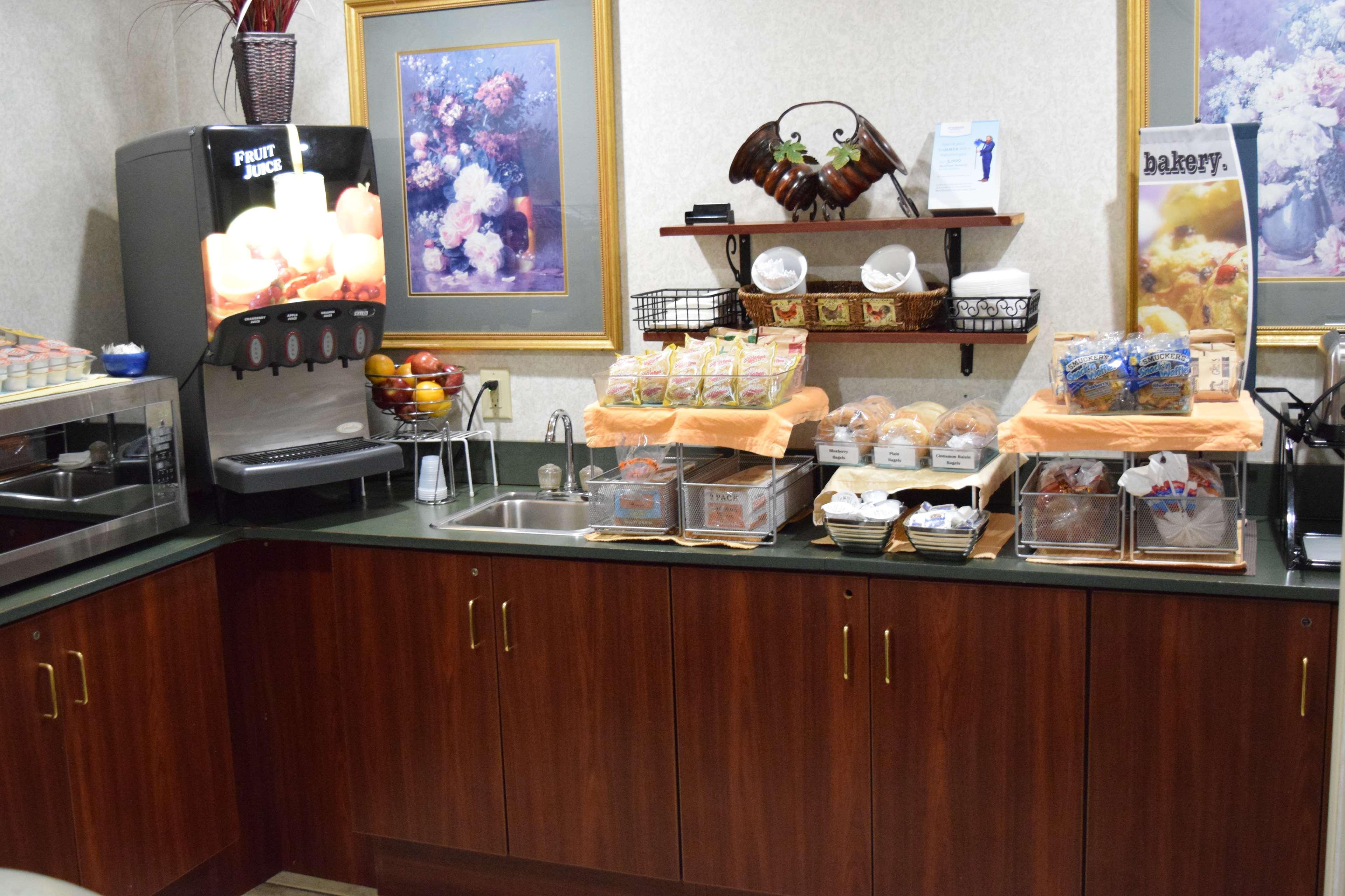 Microtel Inn & Suites By Wyndham Rock Hill/Charlotte Area Bagian luar foto
