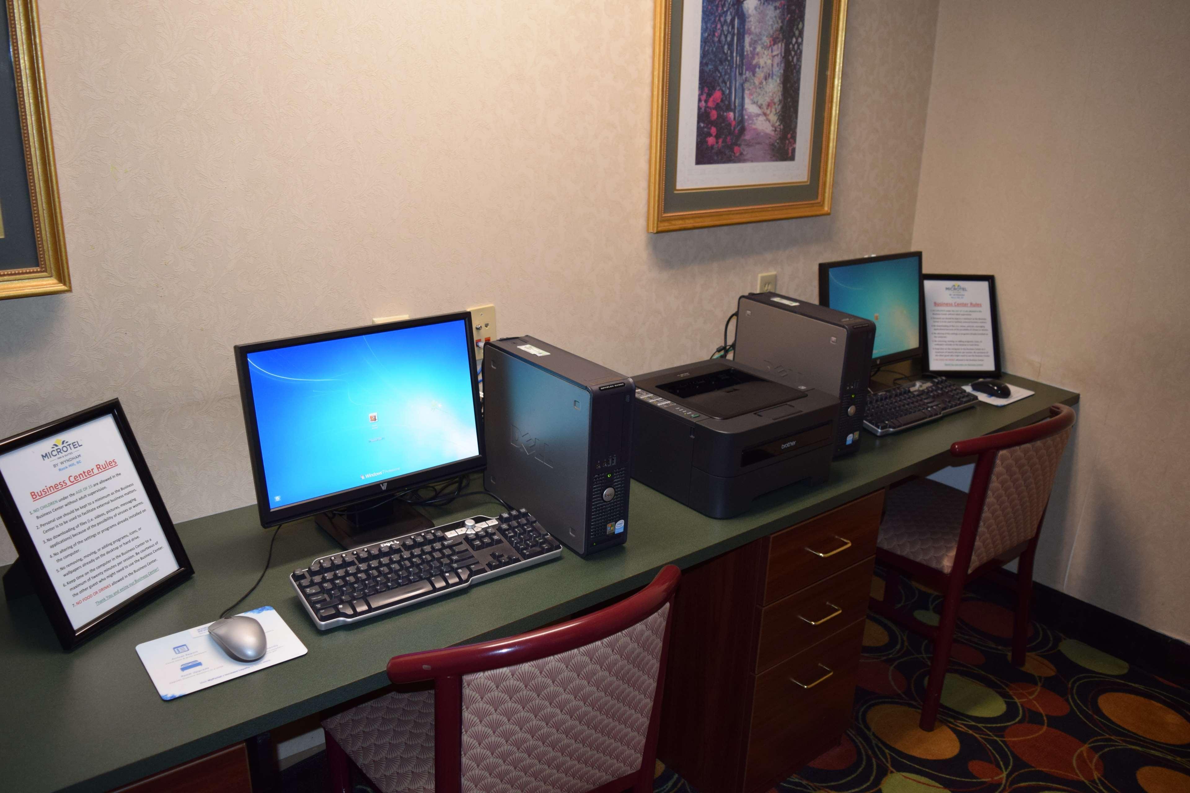 Microtel Inn & Suites By Wyndham Rock Hill/Charlotte Area Bagian luar foto