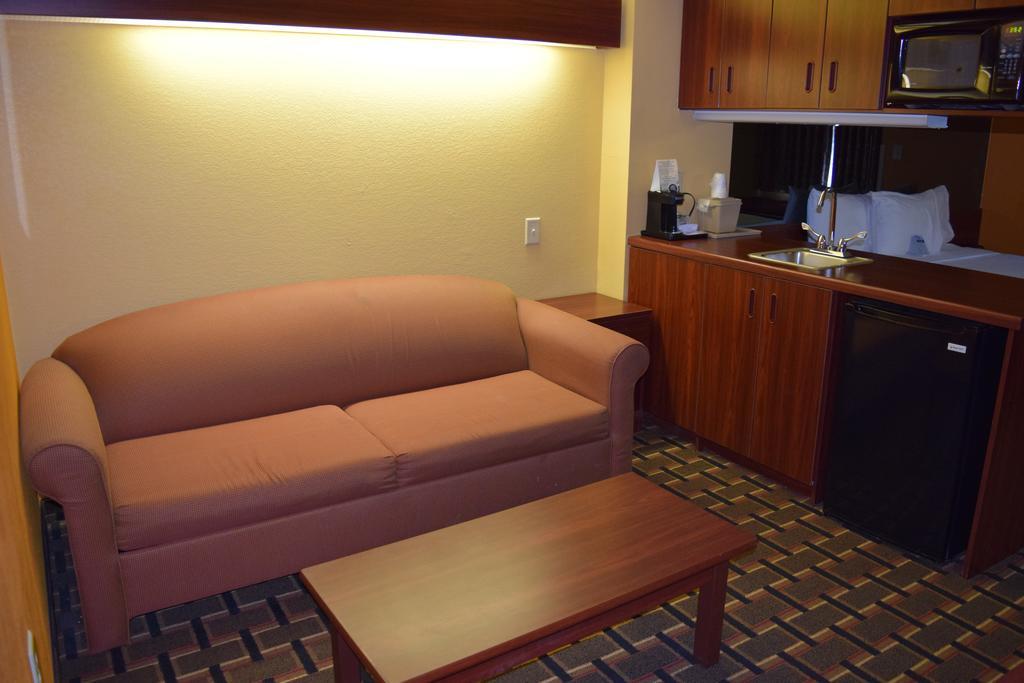 Microtel Inn & Suites By Wyndham Rock Hill/Charlotte Area Bagian luar foto