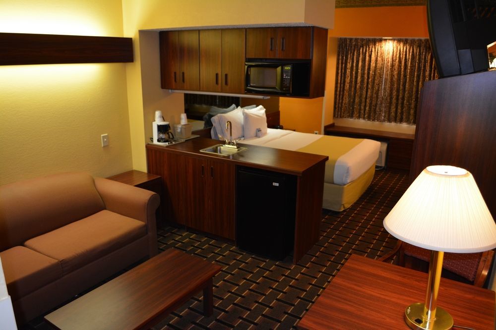 Microtel Inn & Suites By Wyndham Rock Hill/Charlotte Area Bagian luar foto